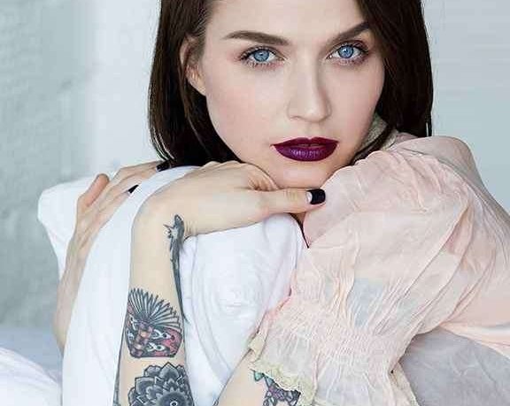Саша Unisex - татуировщица с мировым именем