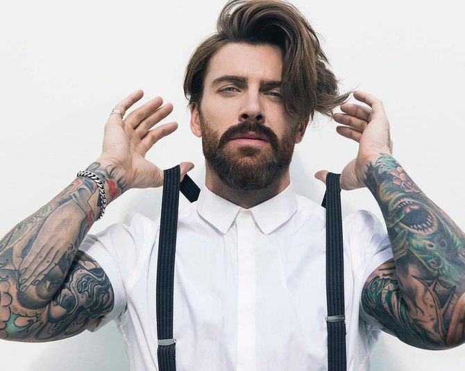 Брутальный, бородатый и татуированный Levi Stocke
