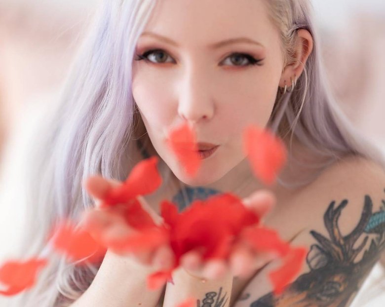 11 секси фотографий татуированной косплей модели Shamandalie