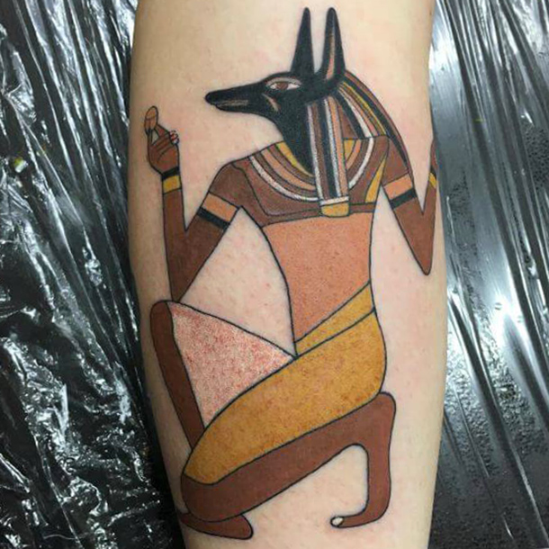 Татуировка Анубис в египетском стиле