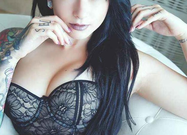 Тату модель Alessia Amoruso