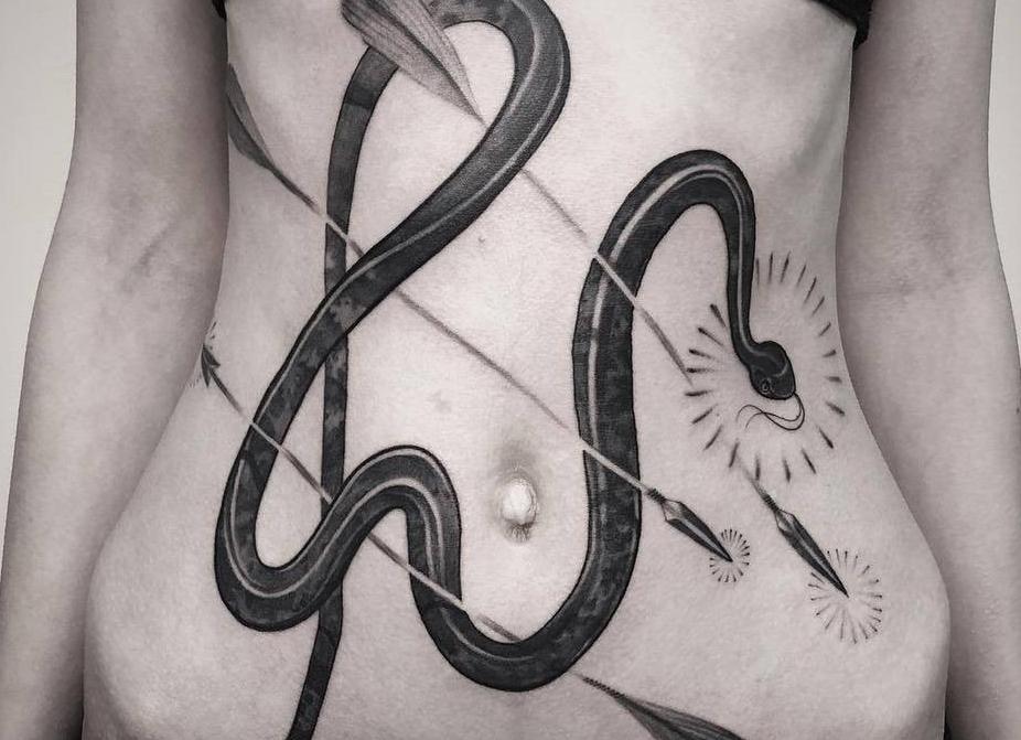 Женя Ремова о поиске себя, конвенциях и индустрии татуировки